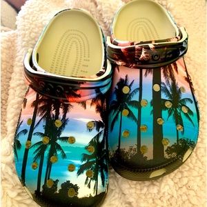 Tropical Crocs - Women’s size 9 - great condition